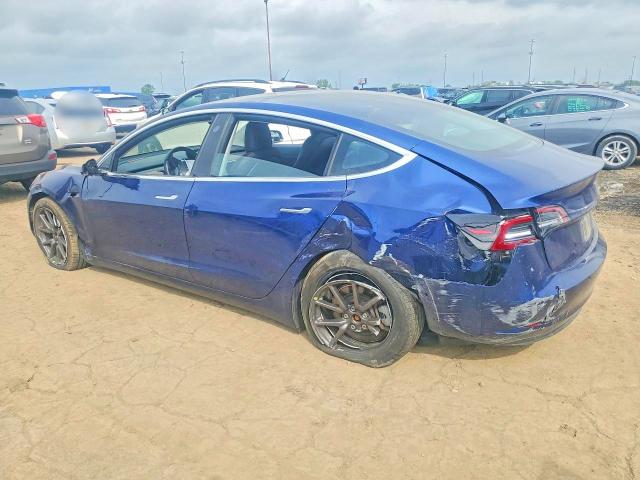 56434866 :رقم المزاد ، 5YJ3E1EB6JF090272 vin ، 2018 Tesla Model 3 مزاد بيع