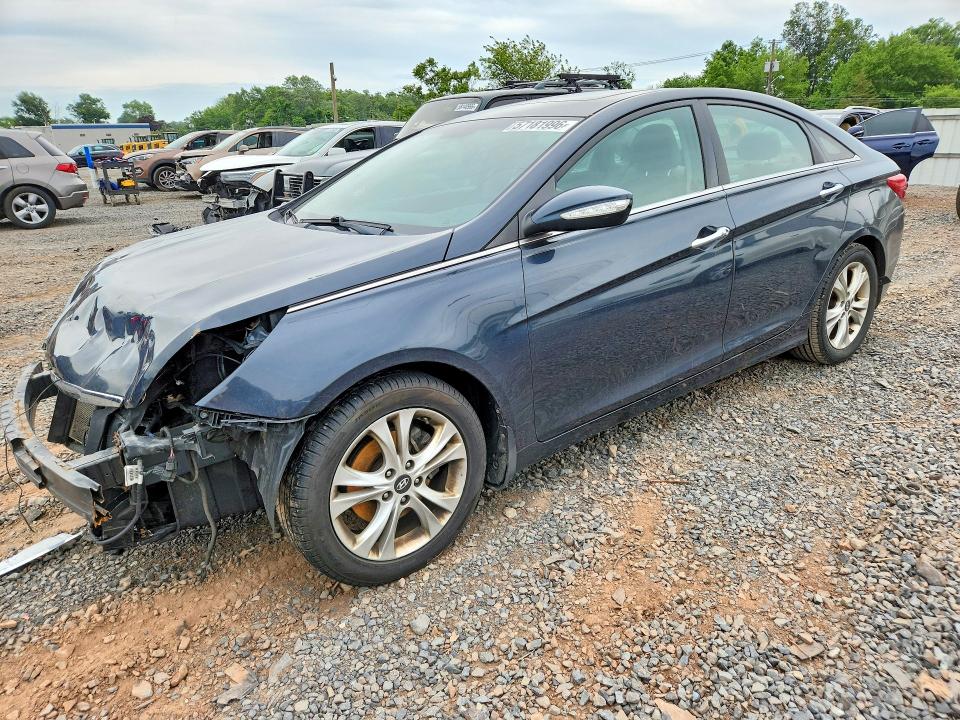 57181996 :رقم المزاد ، 5NPEC4ACXDH693309 vin ، 2013 Hyundai Sonata مزاد بيع