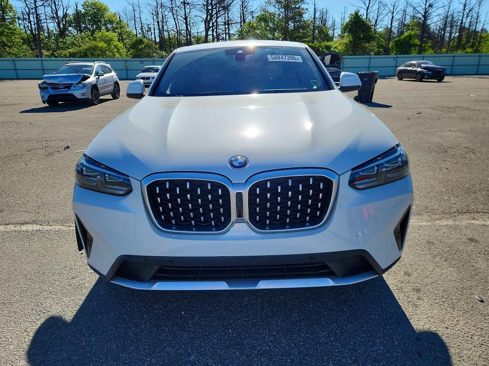 54847396 :رقم المزاد ، 5UX33DT03R9V10857 vin ، 2024 Bmw X4 مزاد بيع