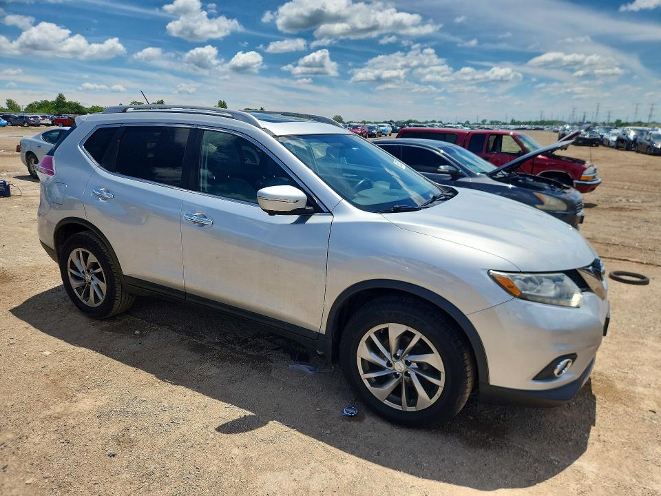 58302036 :رقم المزاد ، 5N1AT2MV6FC798262 vin ، 2015 Nissan Rogue مزاد بيع