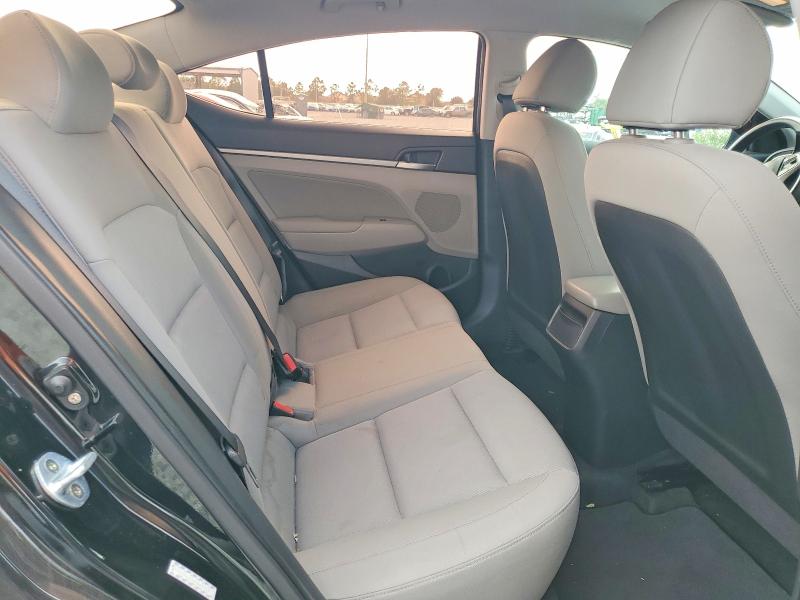 Продаж на аукціоні авто 2017 Hyundai Elantra, vin: KMHD84LF1HU069748, номер лоту: 56933386
