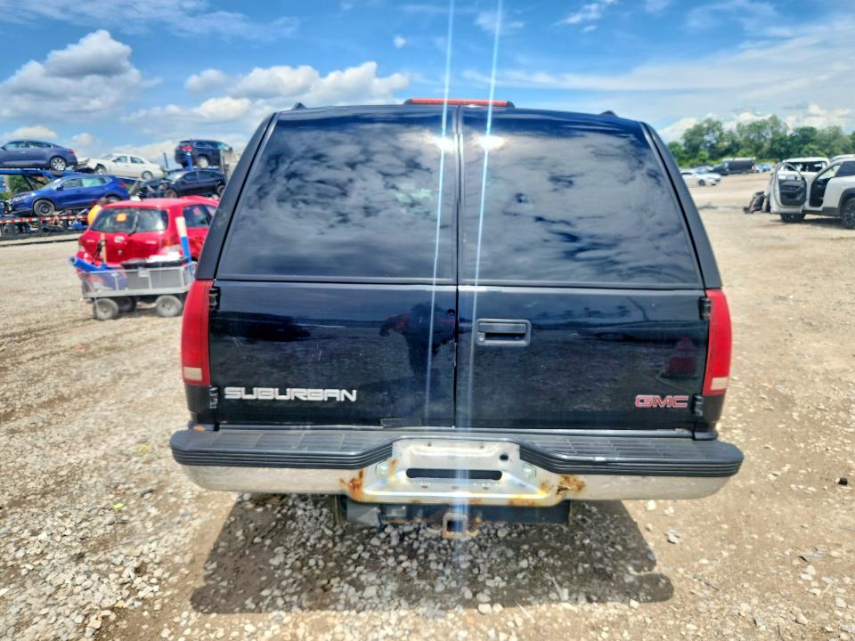 1999 Gmc Suburban მანქანა იყიდება აუქციონზე, vin: 3GKFK16R3XG521627, აუქციონის ნომერი: 56863086