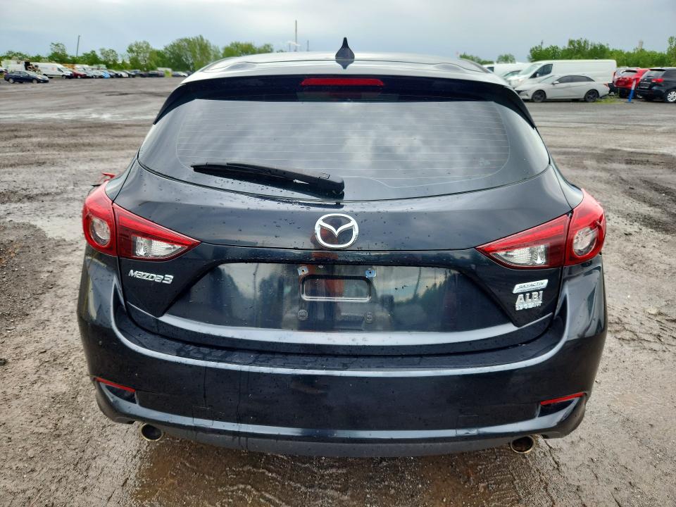 Продаж на аукціоні авто 2018 Mazda 3, vin: 3MZBN1M32JM202158, номер лоту: 57727036