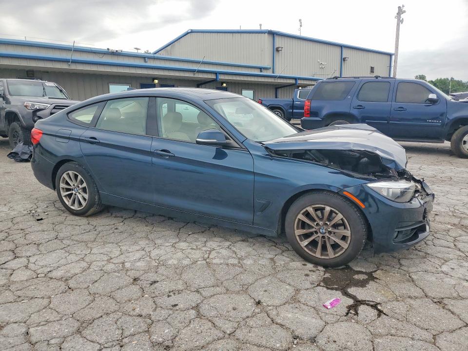 58733866 :رقم المزاد ، WBA3X5C57FD561128 vin ، 2015 Bmw 328 مزاد بيع