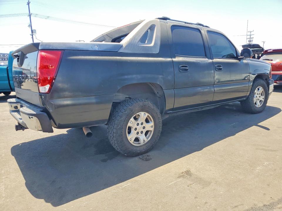 54901916 :رقم المزاد ، 3GNEC12ZX5G170276 vin ، 2005 Chevrolet Avalanche مزاد بيع