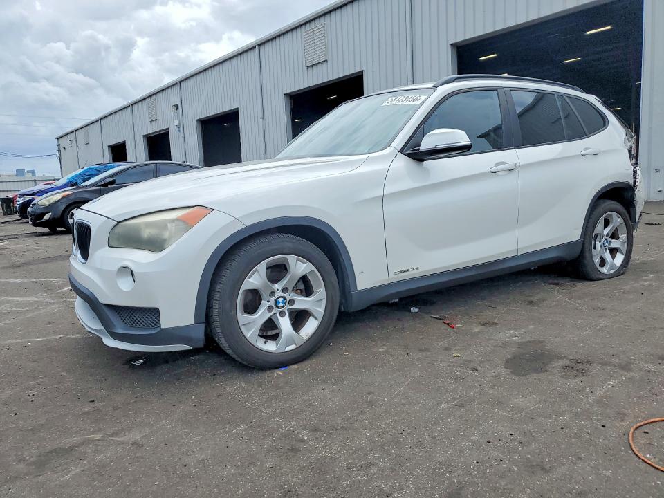 Aukcja sprzedaży 2015 Bmw X1, vin: WBAVM1C59FVZ94521, numer aukcji: 58123456