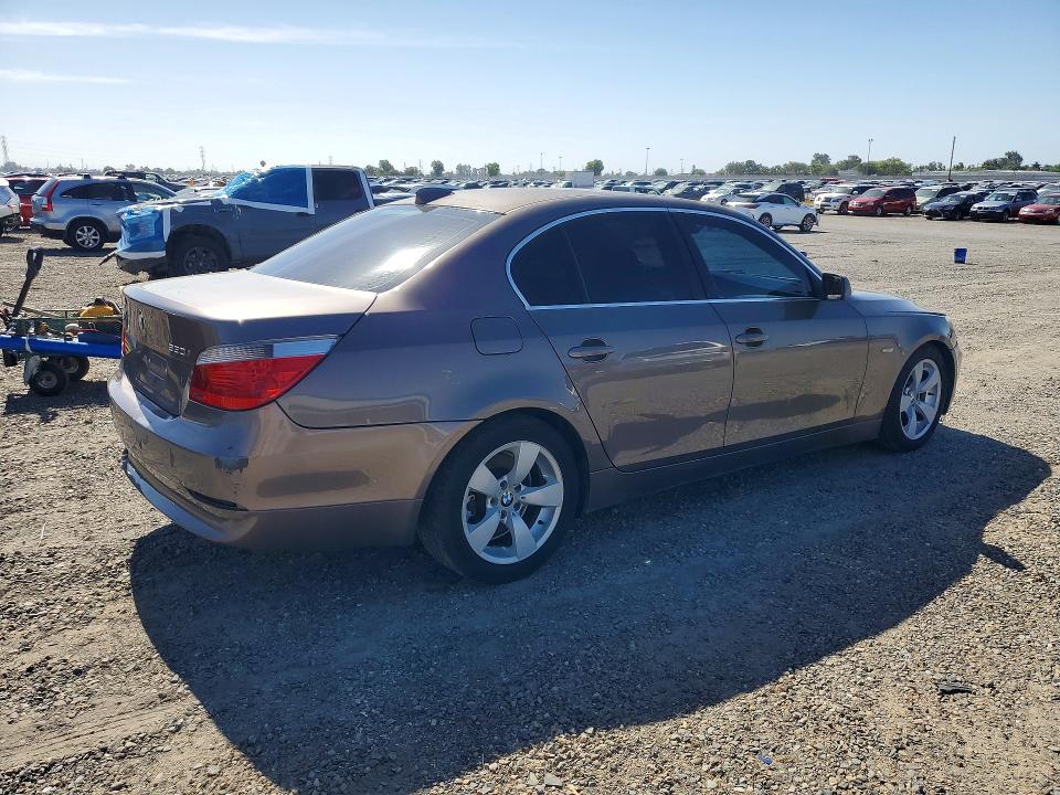 55662246 :رقم المزاد ، WBANA73514B060749 vin ، 2004 Bmw 530 مزاد بيع