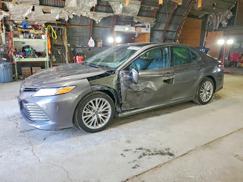 2019 Toyota Camry მანქანა იყიდება აუქციონზე, vin: 4T1B11HK2KU791365, აუქციონის ნომერი: 55909136