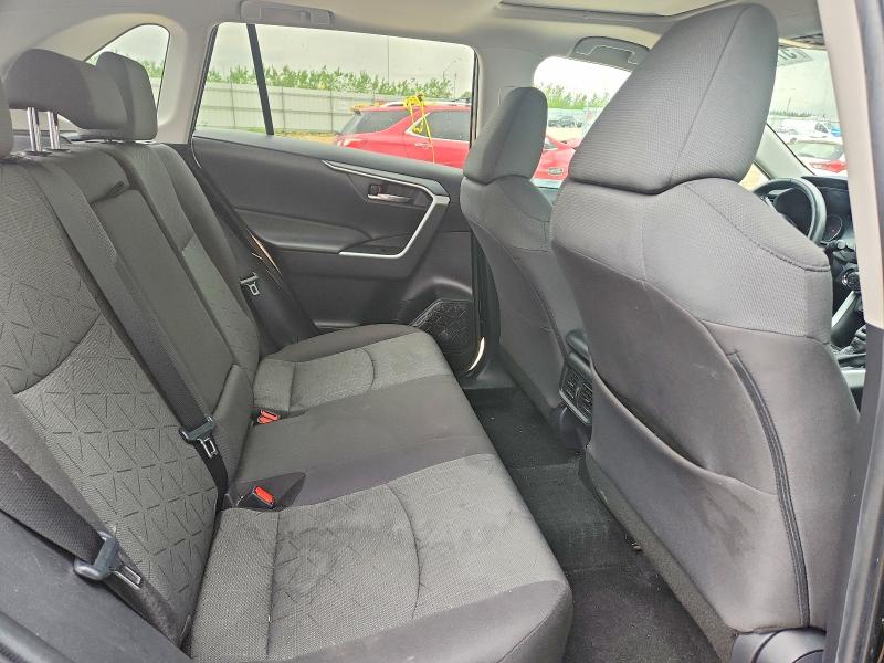 Продажа на аукционе авто 2022 Toyota Rav4, vin: 2T3R1RFV7NW250270, номер лота: 57701056