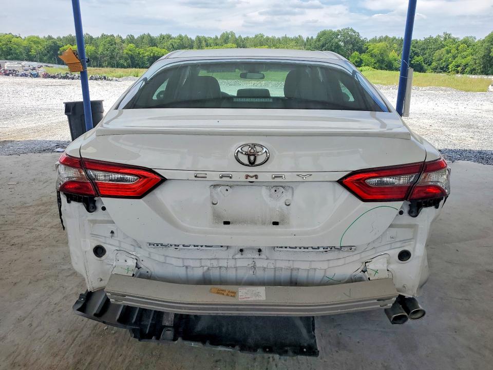 Продаж на аукціоні авто 2018 Toyota Camry, vin: 4T1B11HK5JU676970, номер лоту: 56481996