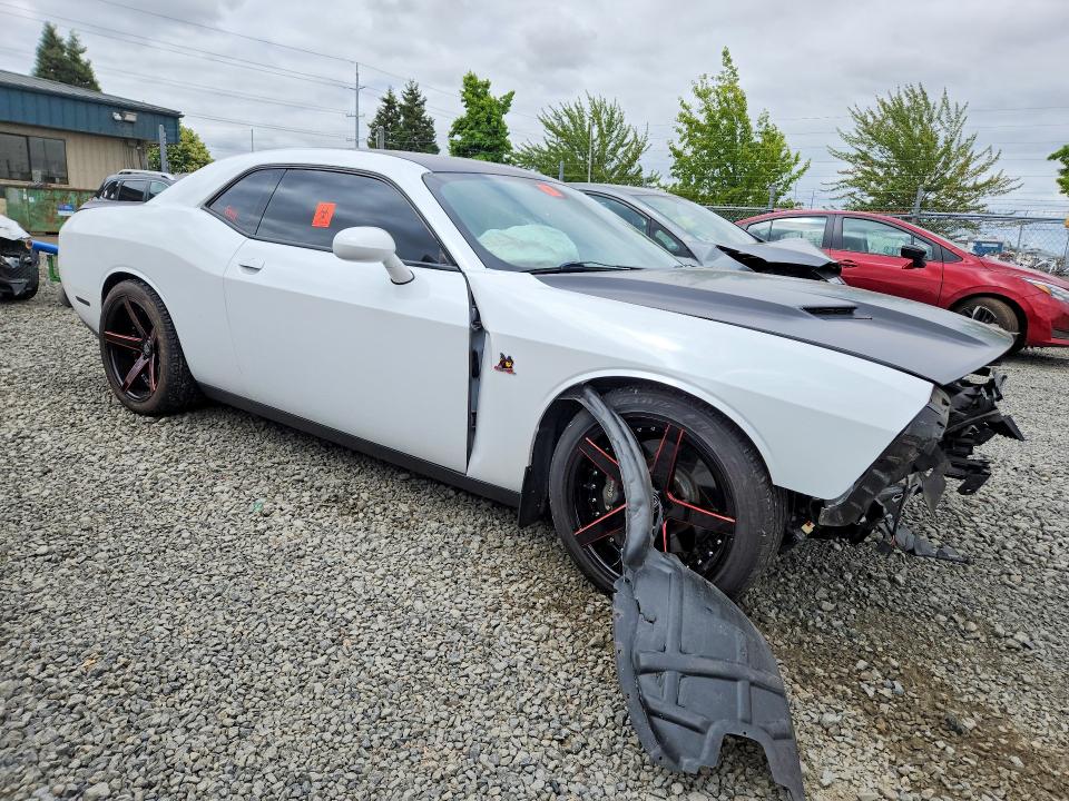 2015 Dodge Challenger მანქანა იყიდება აუქციონზე, vin: 2C3CDZFJ4FH816434, აუქციონის ნომერი: 59176836