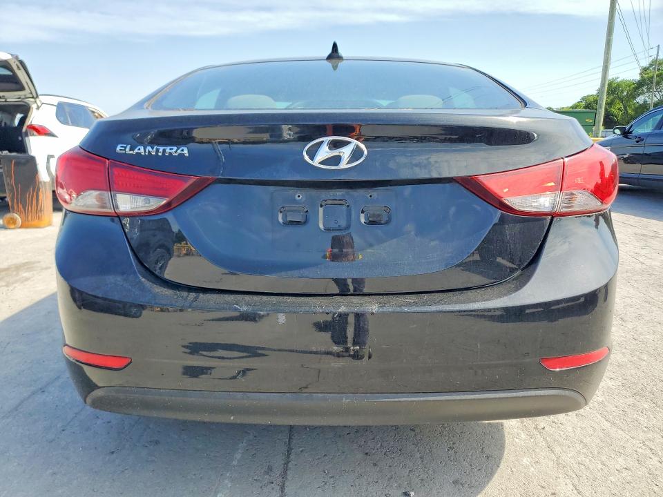 2015 Hyundai Elantra მანქანა იყიდება აუქციონზე, vin: 5NPDH4AE3FH651372, აუქციონის ნომერი: 53065696