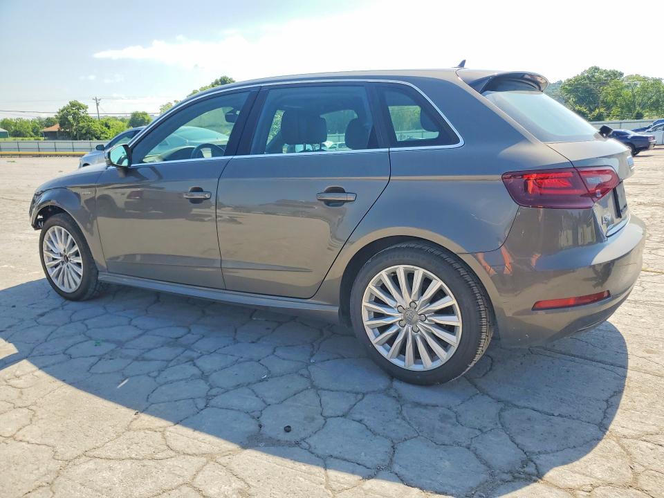 55593266 :رقم المزاد ، WAUTPBFF5GA092451 vin ، 2016 Audi A3 مزاد بيع