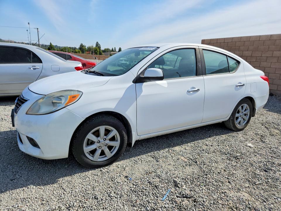 56652306 :رقم المزاد ، 3N1CN7AP1CL846604 vin ، 2012 Nissan Versa مزاد بيع