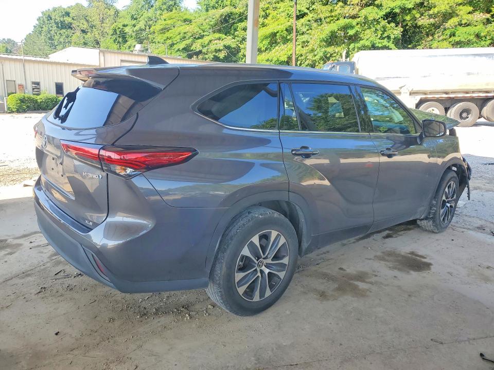 Продажа на аукционе авто 2022 Toyota Highlander Hybrid, vin: 5TDHARAH4NS511529, номер лота: 55236146
