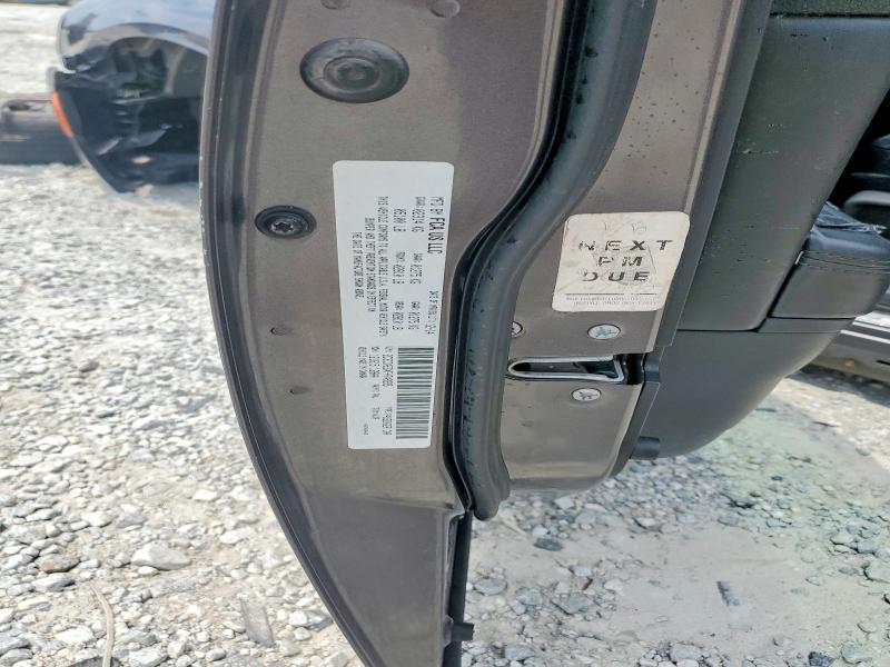 58912446 :رقم المزاد ، 2C3CCAEGXFH749395 vin ، 2015 Chrysler 300c مزاد بيع