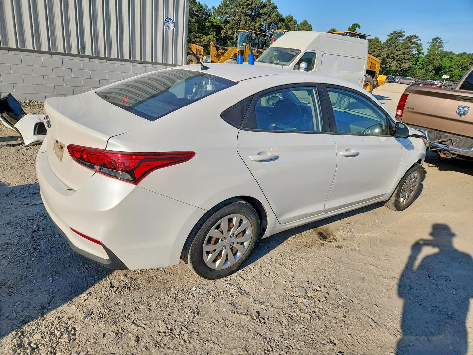 2018 Hyundai Accent მანქანა იყიდება აუქციონზე, vin: 3KPC24A3XJE029389, აუქციონის ნომერი: 56237466