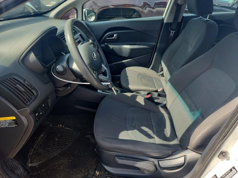 58311756 :رقم المزاد ، KNADM4A3XF6427050 vin ، 2015 Kia Rio مزاد بيع