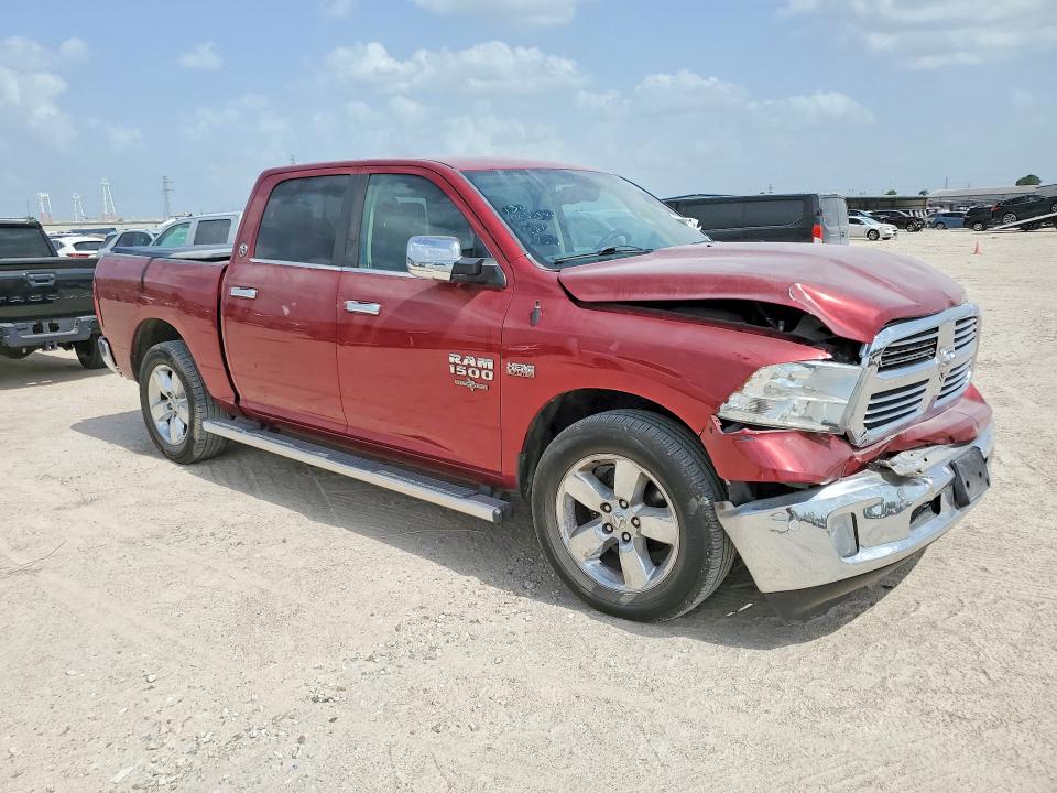 58462876 :رقم المزاد ، 1C6RR6LT4FS692628 vin ، 2015 Ram 1500 مزاد بيع