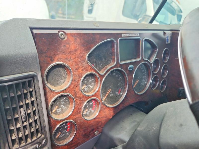 Продажа на аукционе авто 2015 Mack Cxu613, vin: 1M1AW09Y4FM052194, номер лота: 55077416