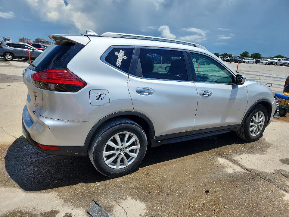 Aukcja sprzedaży 2017 Nissan Rogue, vin: 5N1AT2MTXHC821530, numer aukcji: 56628646