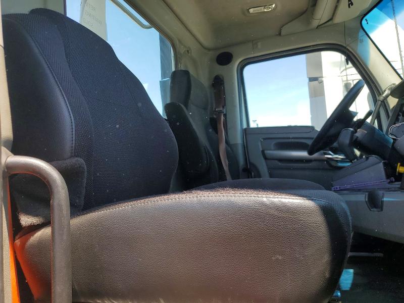 Продаж на аукціоні авто 2017 Kenworth Construction, vin: 1XKYAP8X0HJ171660, номер лоту: 54427816