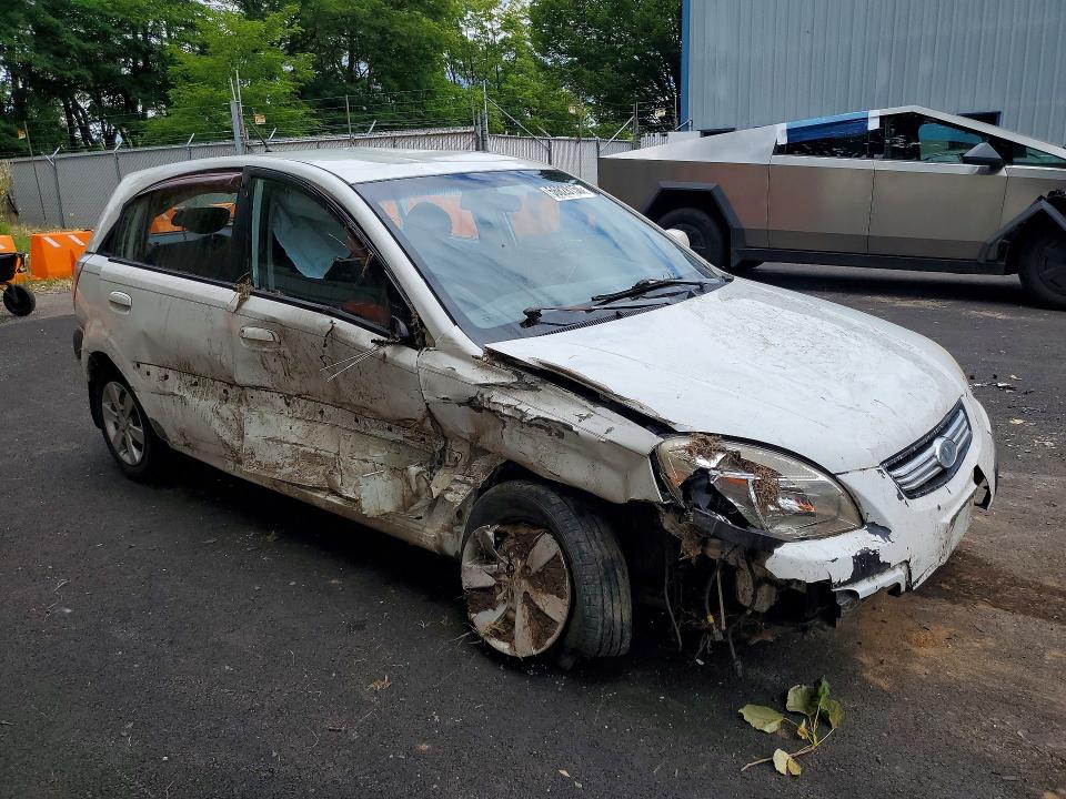 56828156 :رقم المزاد ، KNADE163986348833 vin ، 2008 Kia Rio مزاد بيع