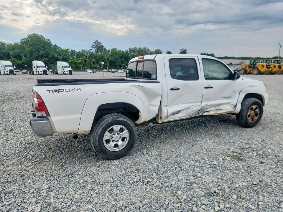 57196526 :رقم المزاد ، 5TFMU4FN3CX008847 vin ، 2012 Toyota Tacoma مزاد بيع