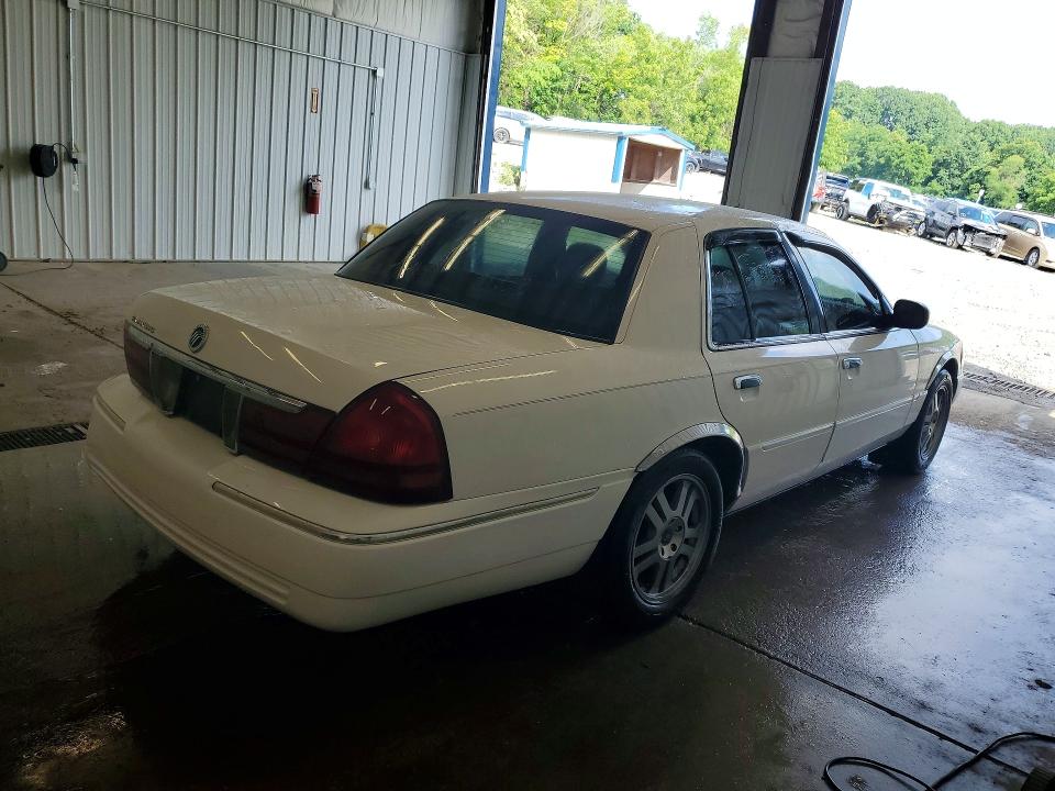 2003 Mercury Grand Marquis მანქანა იყიდება აუქციონზე, vin: 2MEFM75W53X632016, აუქციონის ნომერი: 95585405
