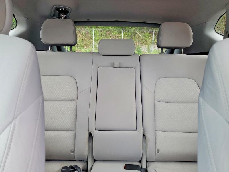 57322706 :رقم المزاد ، KM8J3CA27HU300566 vin ، 2017 Hyundai Tucson مزاد بيع