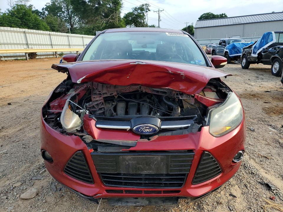 58686056 :رقم المزاد ، 1FADP3N25DL317422 vin ، 2013 Ford Focus مزاد بيع