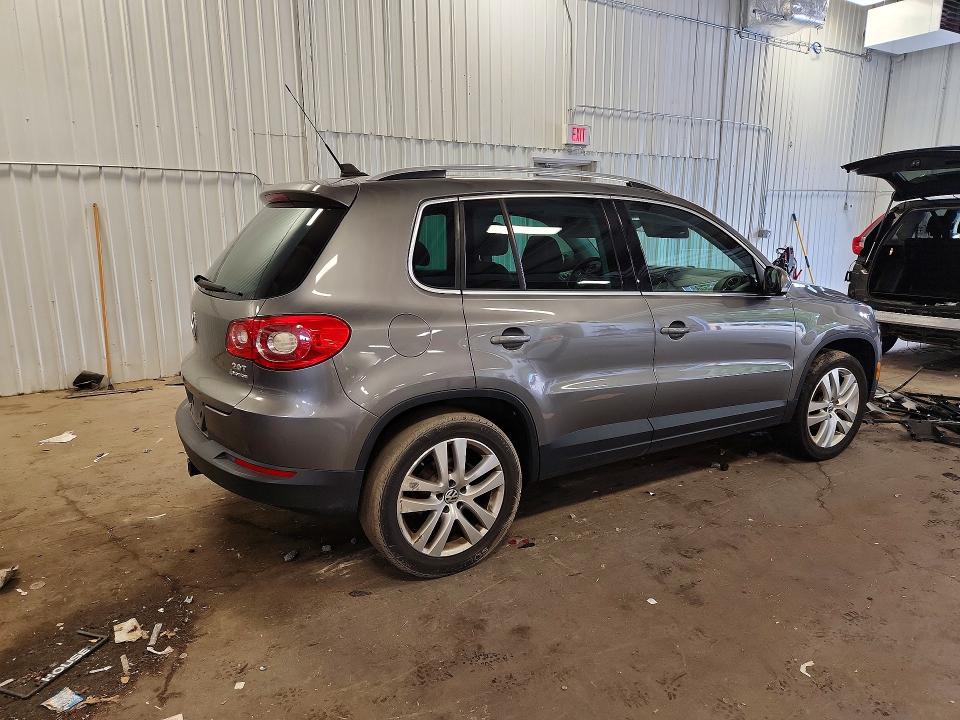 Aukcja sprzedaży 2011 Volkswagen Tiguan, vin: WVGBV7AX8BW532526, numer aukcji: 58560376