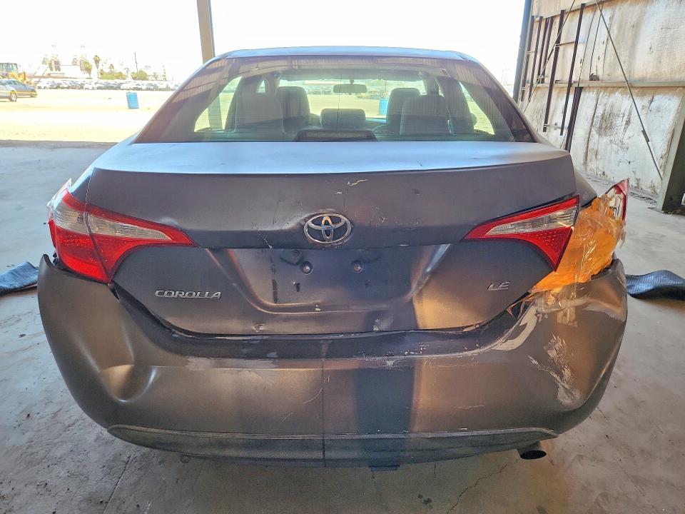 54731456 :رقم المزاد ، 2T1BURHE6FC397570 vin ، 2015 Toyota Corolla مزاد بيع