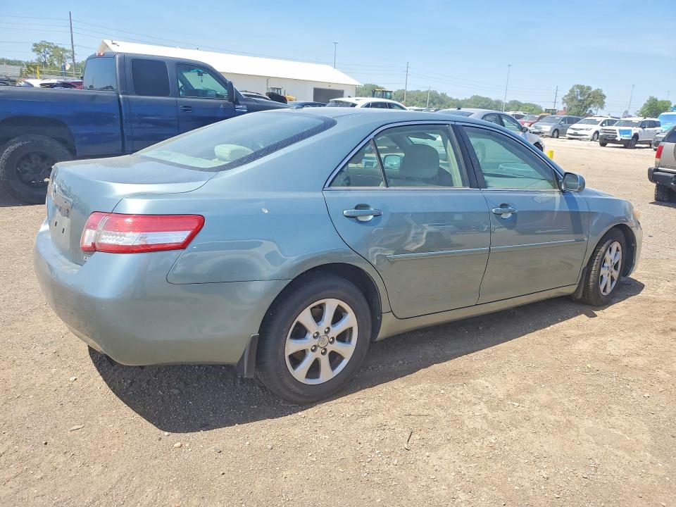 2011 Toyota Camry მანქანა იყიდება აუქციონზე, vin: 4T4BF3EK4BR097347, აუქციონის ნომერი: 55743426