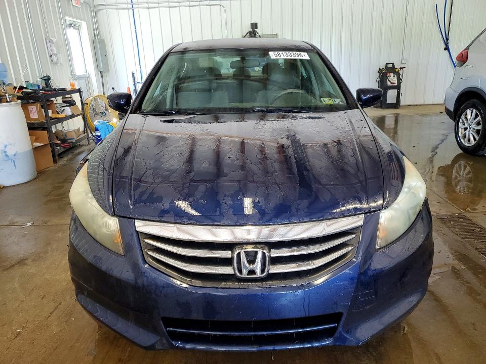 58133396 :رقم المزاد ، 1HGCP2F30BA014257 vin ، 2011 Honda Accord مزاد بيع