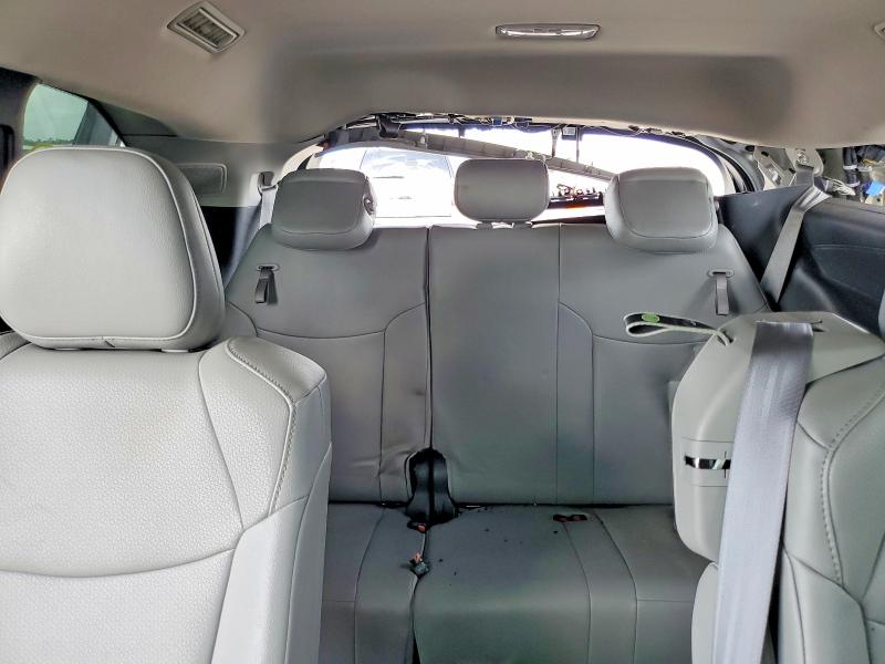 Продаж на аукціоні авто 2025 Toyota Sienna, vin: 5TDJRKEC2SS275684, номер лоту: 58885656