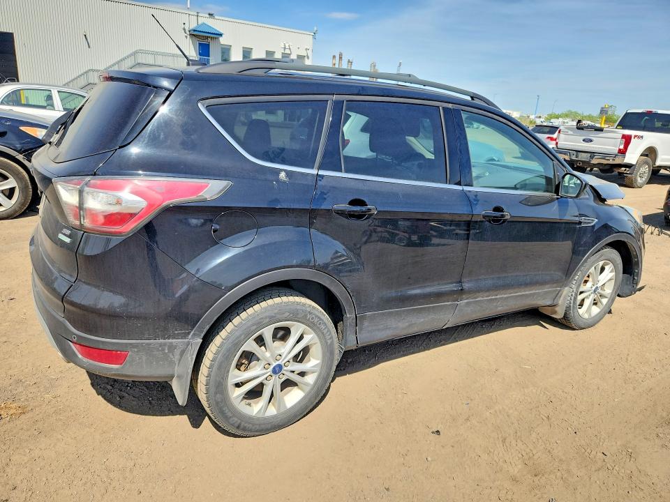 Продажа на аукционе авто 2017 Ford Escape, vin: 1FMCU0GD4HUA16759, номер лота: 55991236
