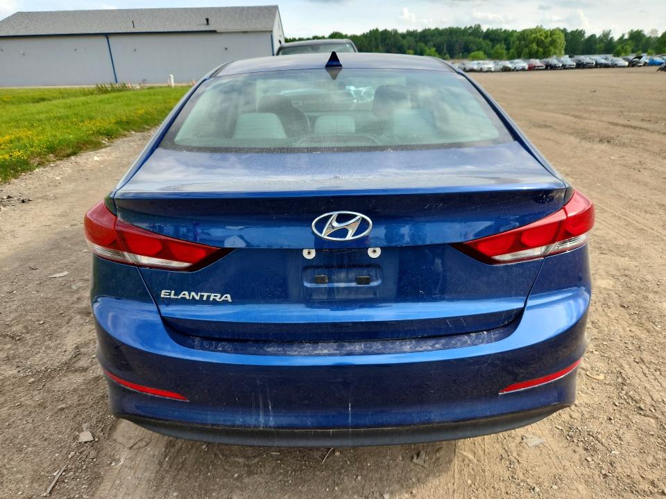 2017 Hyundai Elantra მანქანა იყიდება აუქციონზე, vin: 5NPD84LF5HH060968, აუქციონის ნომერი: 56668716