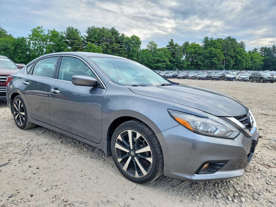 Продажа на аукционе авто 2018 Nissan Altima, vin: 1N4AL3AP7JC115564, номер лота: 57341286