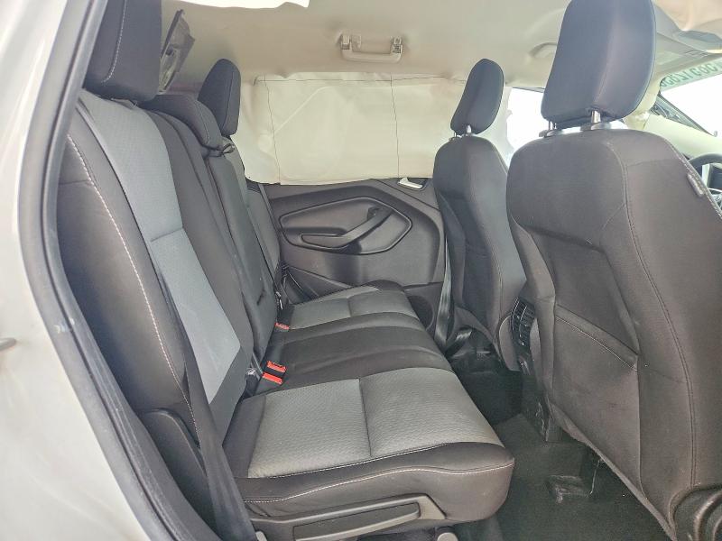 58512836 :رقم المزاد ، 1FMCU9GD0JUC78448 vin ، 2018 Ford Escape مزاد بيع