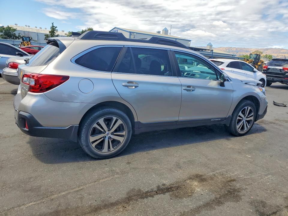 2018 Subaru Outback მანქანა იყიდება აუქციონზე, vin: 4S4BSANC1J3329068, აუქციონის ნომერი: 85605865