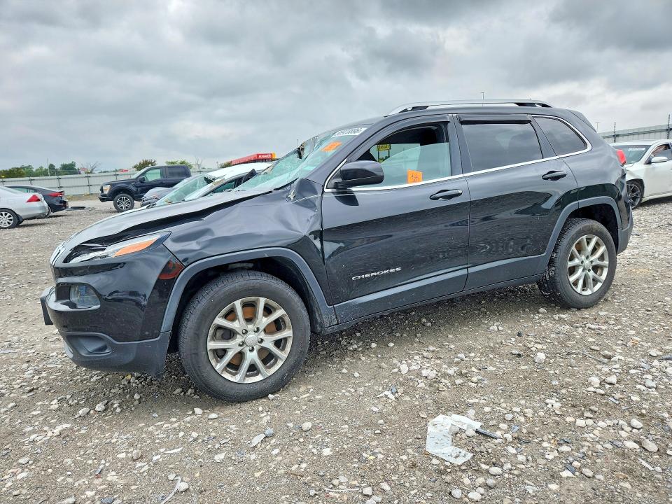 58923896 :رقم المزاد ، 1C4PJMCS8EW232494 vin ، 2014 Jeep Cherokee مزاد بيع