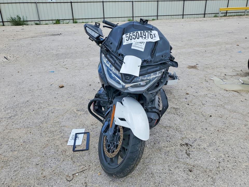 56504976 :رقم المزاد ، JH2SC7913MK300251 vin ، 2021 Honda Gl1800 مزاد بيع