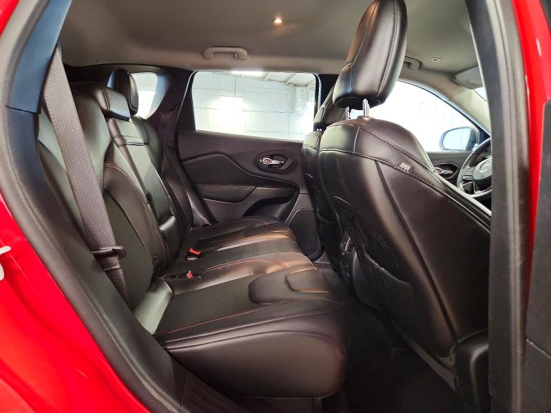 56152596 :رقم المزاد ، 1C4PJMBXXKD395474 vin ، 2019 Jeep Cherokee مزاد بيع