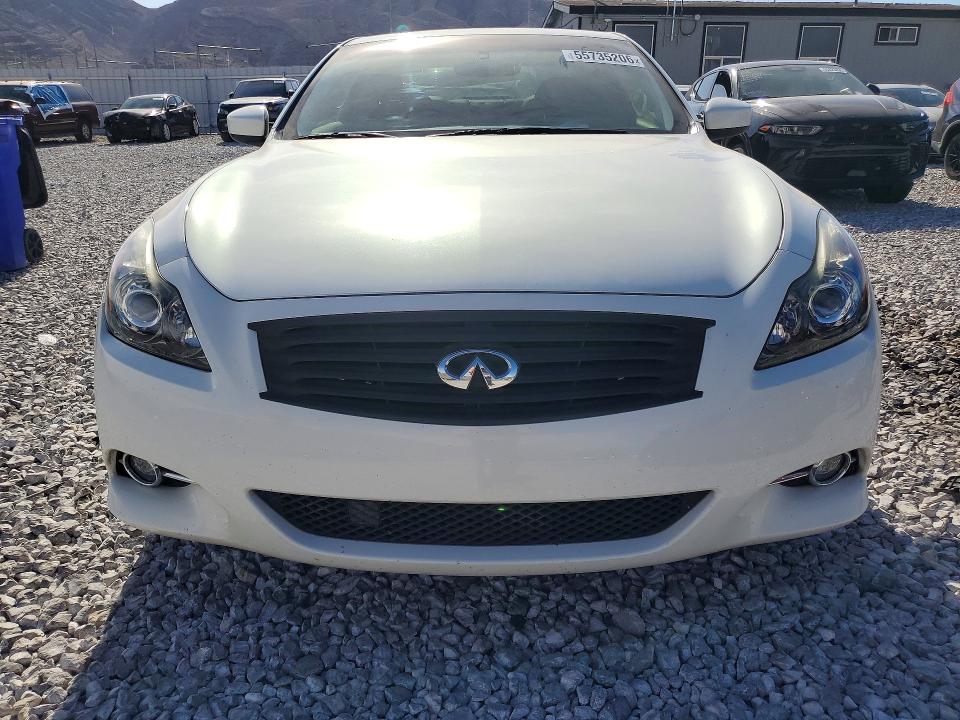 Продажа на аукционе авто 2014 Infiniti Q60 Coupe, vin: JN1CV6EK0EM111890, номер лота: 55735206
