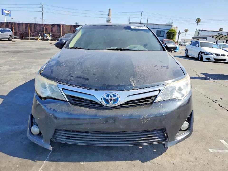 2012 Toyota Camry Hybrid მანქანა იყიდება აუქციონზე, vin: 4T1BD1FKXCU018462, აუქციონის ნომერი: 57588226
