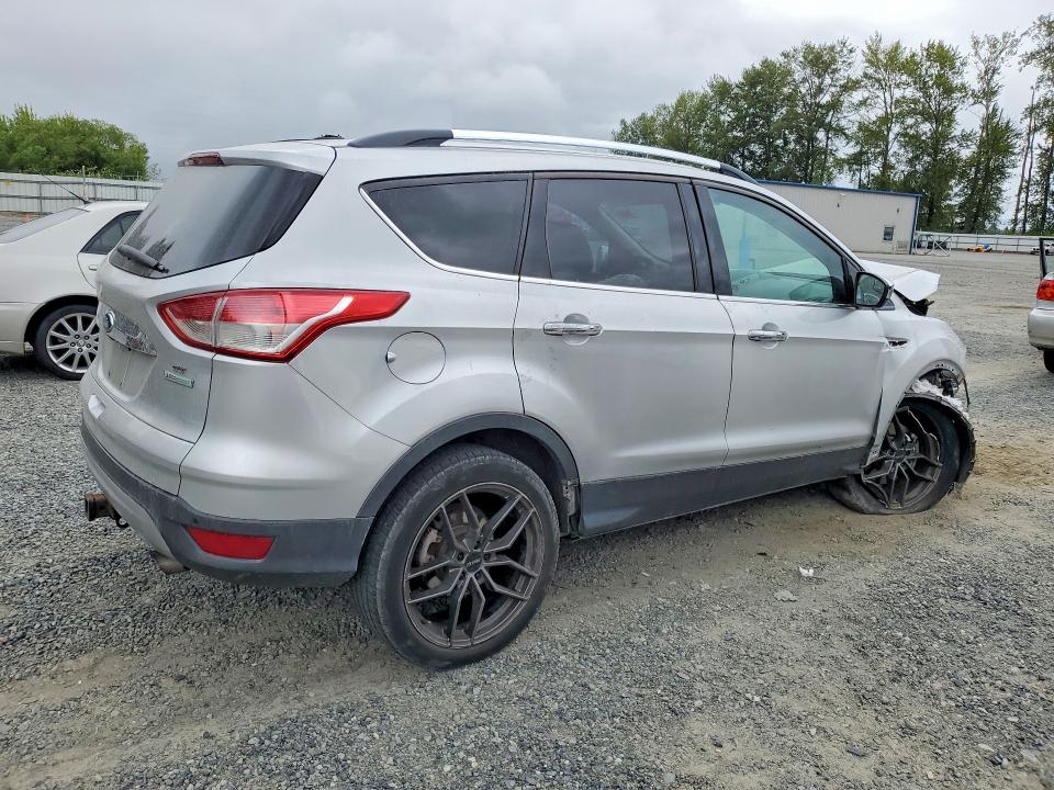 2014 Ford Escape მანქანა იყიდება აუქციონზე, vin: 1FMCU0G96EUD32123, აუქციონის ნომერი: 59291096