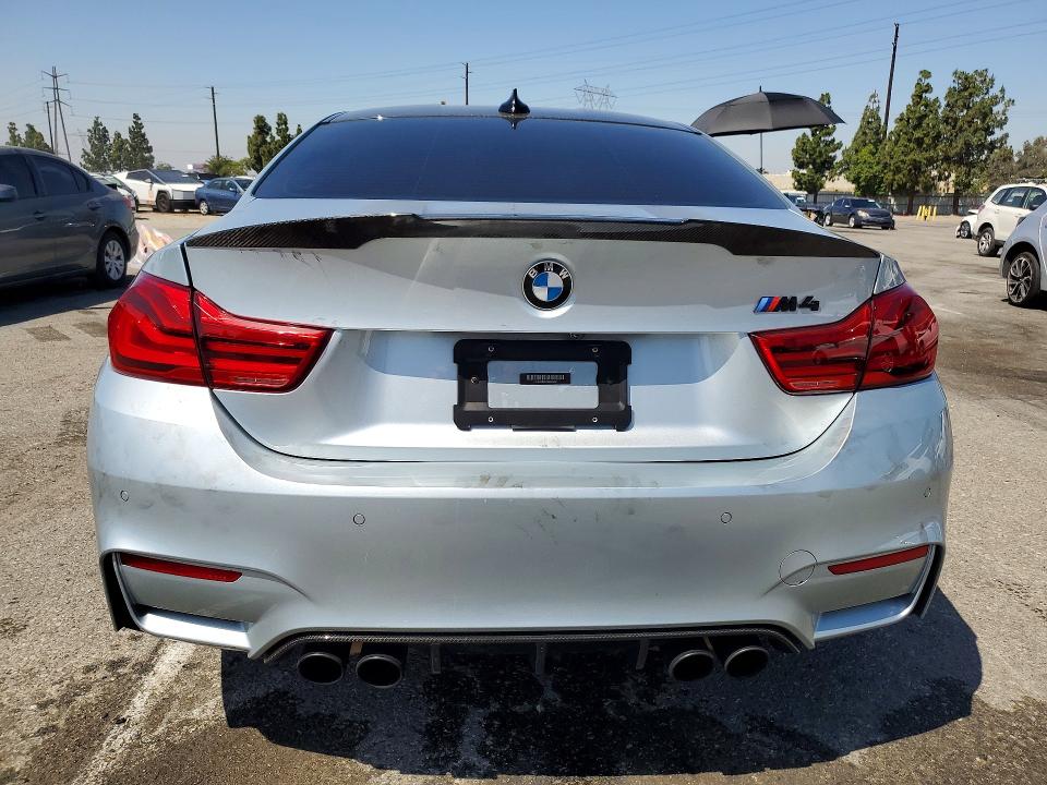 56294256 :رقم المزاد ، WBS4Y9C57JAC86314 vin ، 2018 Bmw M4 مزاد بيع