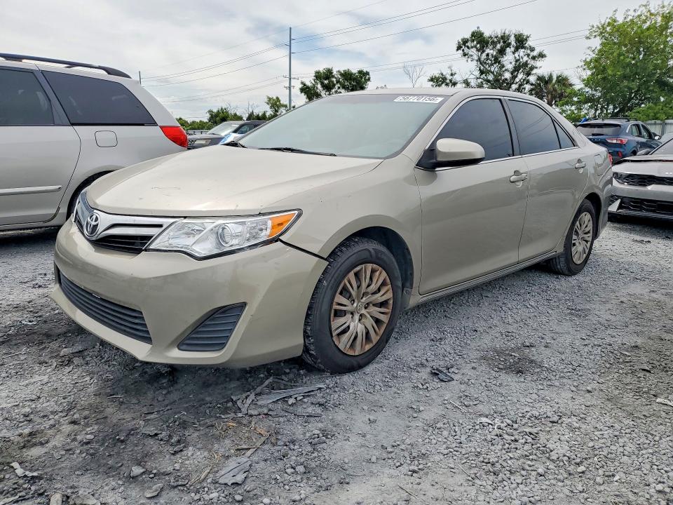 2014 Toyota Camry მანქანა იყიდება აუქციონზე, vin: 4T1BF1FK5EU852734, აუქციონის ნომერი: 56770156