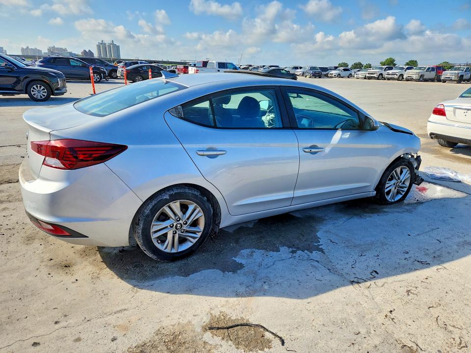 2019 Hyundai Elantra მანქანა იყიდება აუქციონზე, vin: KMHD84LF0KU764262, აუქციონის ნომერი: 56472666